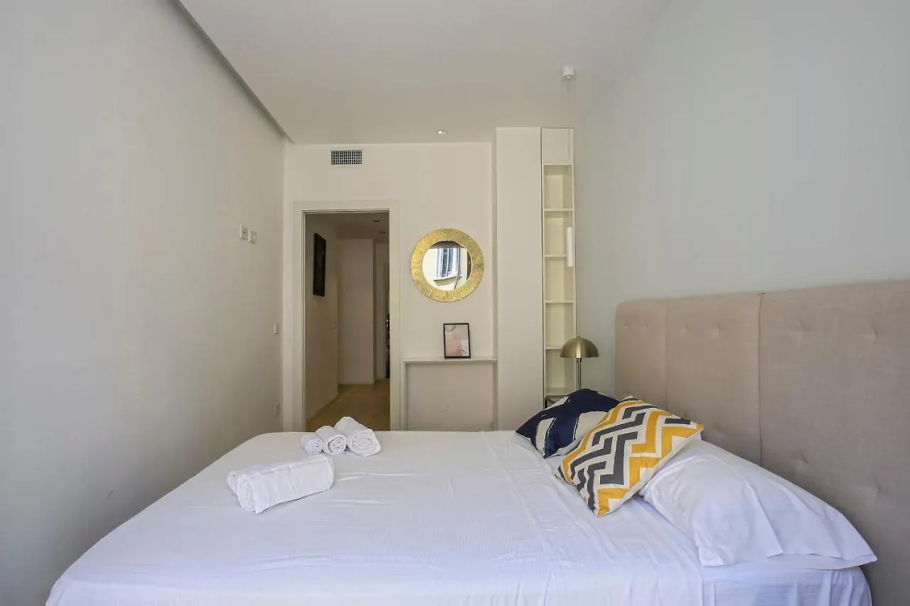 Milan Lovely Apartment-Hosted By Sweetstay Apartment